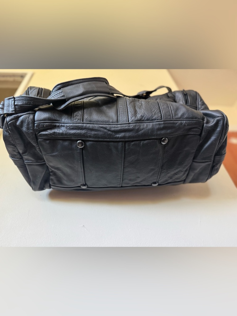Genuine Calfskin Leather Black Vintage Duffle Bag XL - Picture 4 of 9